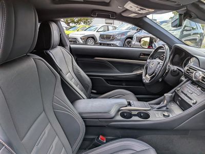 2019 Lexus RC — photo 14 view