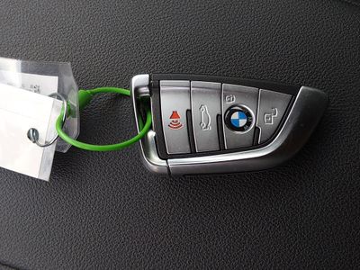 2025 BMW 3 Series - Photo 15
