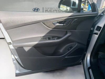 2023 Audi Q7 — photo 17 view