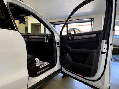 2022 Porsche Cayenne - Photo 14
