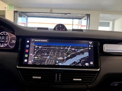 2022 Porsche Cayenne - Photo 20