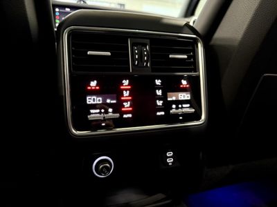 2022 Porsche Cayenne - Photo 10