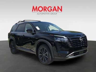 2026 Nissan Pathfinder — side profile view