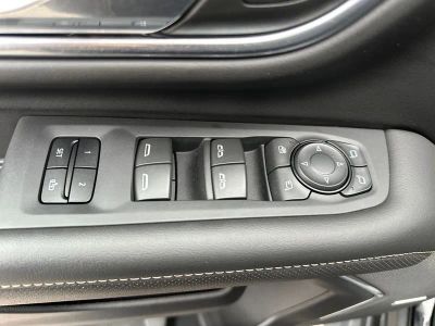 2023 GMC Yukon - Photo 29