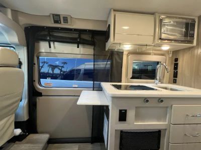 2023 Thor Motor Coach RIZE — photo 7 view