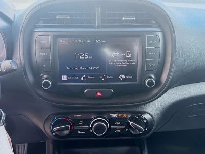 2023 Kia Soul — photo 12 view