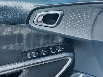 2023 Kia Soul — photo 16 view