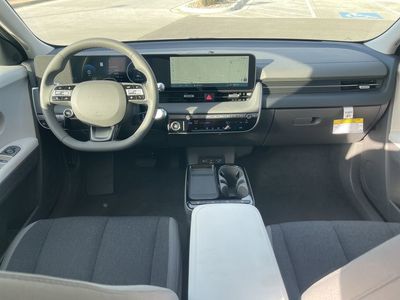 2026 Hyundai IONIQ 5 - Photo 14