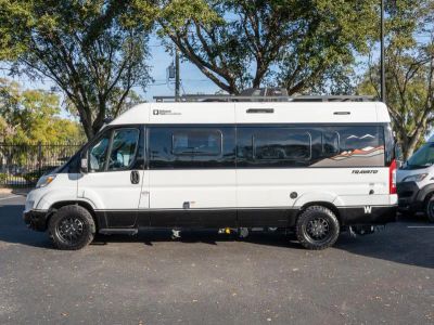 2026 Winnebago TRAVATO - Photo 20