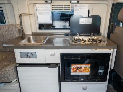 2026 Winnebago TRAVATO - Photo 7