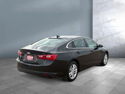 2017 Chevrolet Malibu - Photo 6