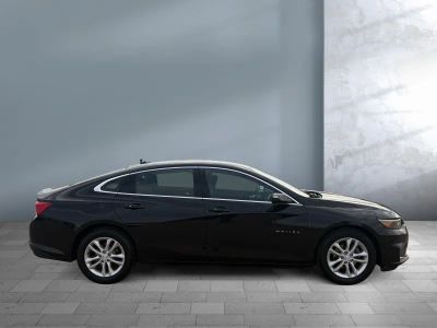 2017 Chevrolet Malibu - Photo 7