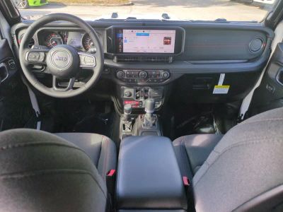 2026 Jeep Wrangler — photo 16 view