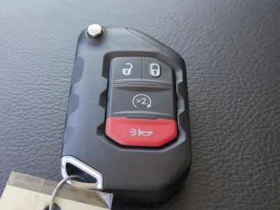 2026 Jeep Wrangler — photo 31 view