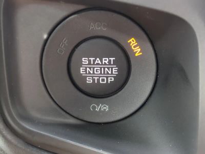 2026 Jeep Wrangler — photo 30 view
