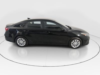 2023 Kia Forte - Photo 8