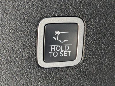2026 Jeep Grand Wagoneer — photo 13 view