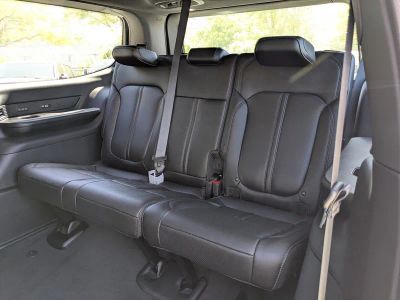2026 Jeep Grand Wagoneer — photo 15 view