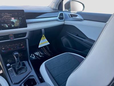 2026 Volkswagen Taos — photo 18 view