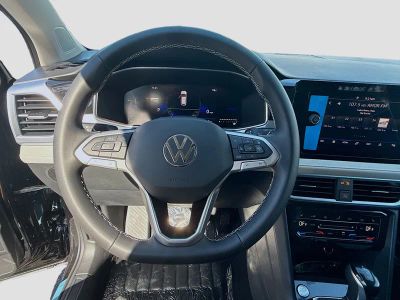 2026 Volkswagen Taos — photo 10 view