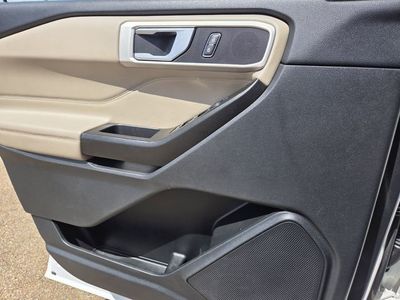 2020 Ford Explorer - Photo 17