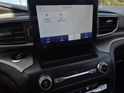 2020 Ford Explorer - Photo 10