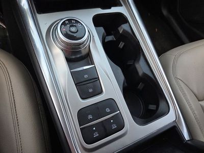 2020 Ford Explorer - Photo 12