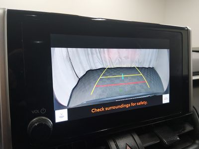 2024 Toyota RAV4 - Photo 16
