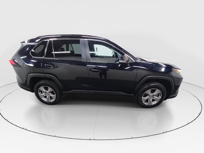 2024 Toyota RAV4 - Photo 8