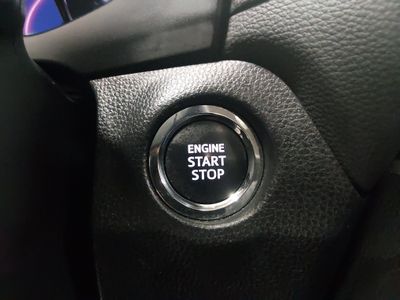 2024 Toyota RAV4 - Photo 17