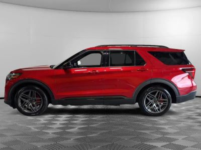 2025 Ford Explorer — side profile view