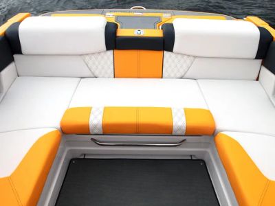 2015 Glastron GTS 207 — photo 10 view