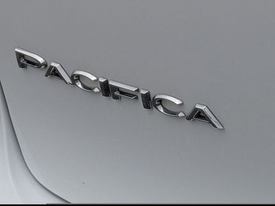 2024 Chrysler Pacifica - Photo 13