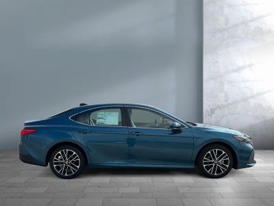 2026 Toyota Camry — photo 7 view