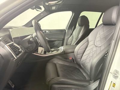 2026 BMW X5 xDrive40i — photo 10 view