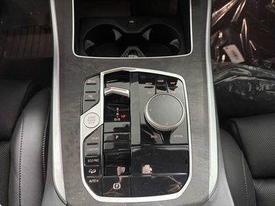 2026 BMW X5 xDrive40i — photo 16 view