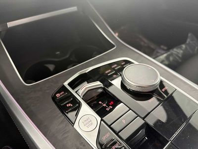 2026 BMW X5 xDrive40i — photo 15 view