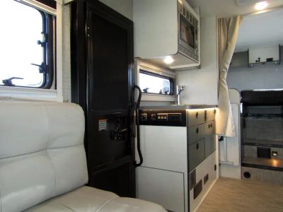 2026 Winnebago EKKO - Photo 6