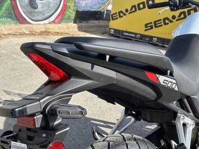 2025 Honda NX500 - Photo 7