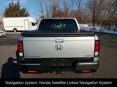 2019 Honda Ridgeline RTL-T — engine compartment view