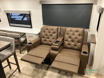2026 Forest River Grand Surveyor — photo 37 view
