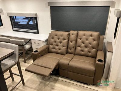 2026 Forest River Grand Surveyor — photo 36 view