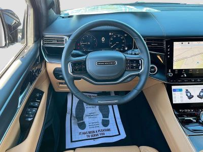 2026 Jeep Grand Wagoneer — photo 24 view