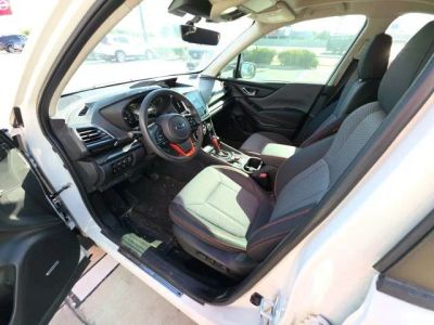 2024 Subaru Forester — photo 12 view