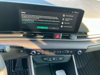2026 Kia Carnival — photo 12 view