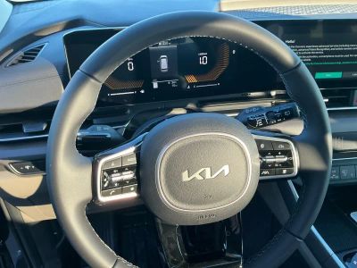 2026 Kia Carnival — photo 14 view