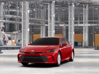 2026 Toyota Camry - Photo 18
