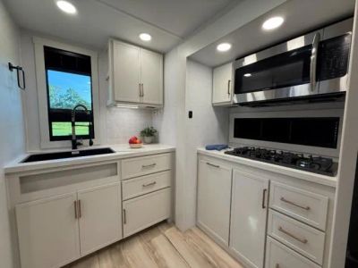 2026 Brinkley RV Model I - Photo 7