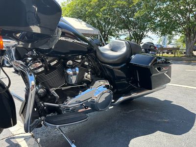 2017 Harley-Davidson Road Glide Special - Photo 3