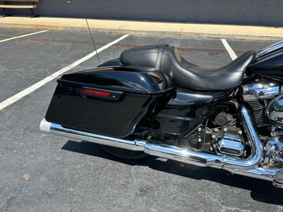 2017 Harley-Davidson Road Glide Special - Photo 5